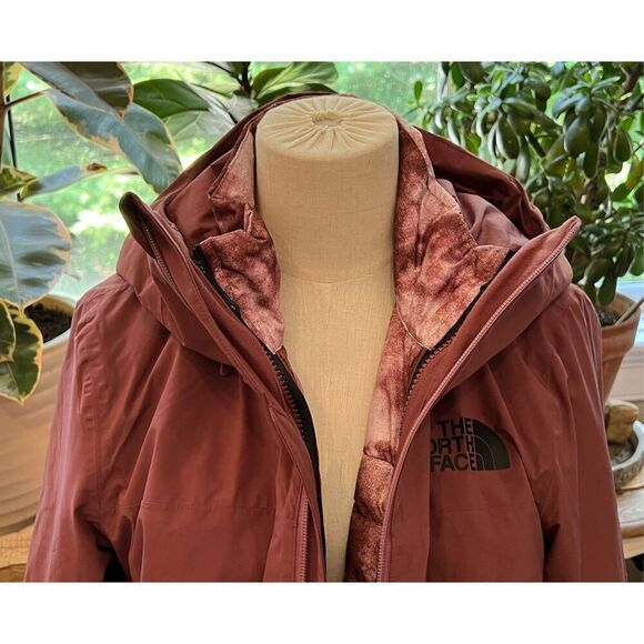 The North Face Women's Thermoball Eco Snow Triclimate Jacket. Sz M - Picture 3 of 8